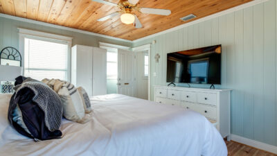 Master Bed Room Dauphin Island Vacation Home