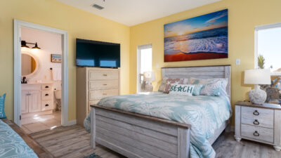 NW Bayside Queens Bedroom Dauphin Island Beach Rental