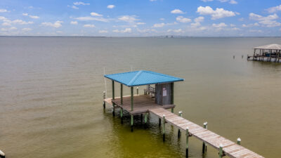 Private Pier MOS On The Bay