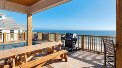Outdoor Beach Side Dining