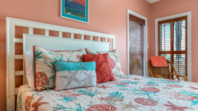 SE Queen Bedroom Pelican Pass Dauphin Island Beach Rentals
