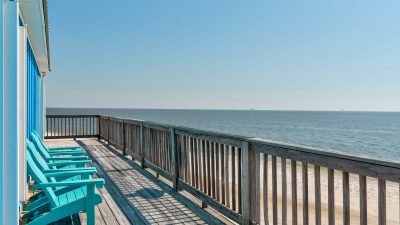 Blue Sky Breeze Gulf Front Elevated Deck