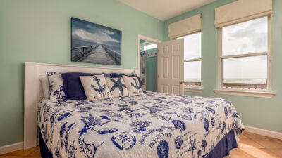 NW King Bedroom Surfside Dauphin Island