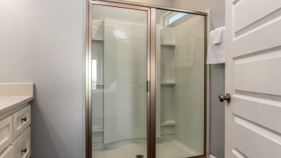 017 Transparent Sea SE Ensuite Bathroom Shower